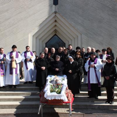 13 martie: Gherăeşti: Funeraliile sorei Maria Bereşoaie