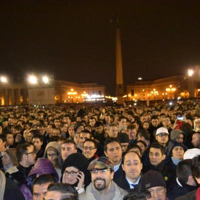 13 martie: Vatican: Alegerea papei Francisc, o "seară magică"