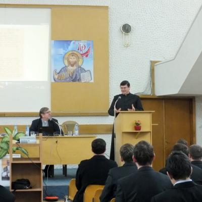 14 martie: Simpozionul "Credinţa dintotdeauna şi omul de astăzi" la Institutul Teologic Romano-Catolic "Sfântul Iosif"