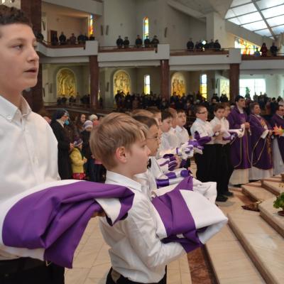 17 martie: Bacău "Sfântul Nicolae": Mandatul ministranţilor