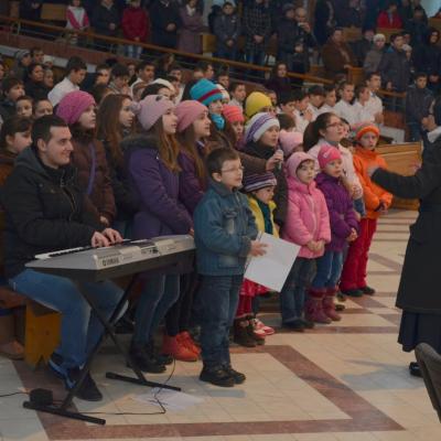 17 martie: Bacău "Sfântul Nicolae": Mandatul ministranţilor