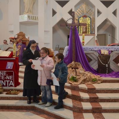 17 martie: Bacău "Sfântul Nicolae": Mandatul ministranţilor