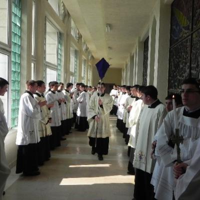 19 martie: Iaşi (ITRC): Instituire de lectori şi acoliţi