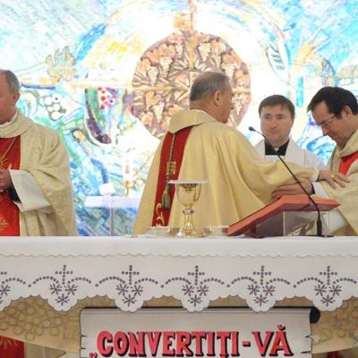 19 martie: Iaşi (catedrală): Liturghia solemnă de Sfântul Iosif şi de mulţumire pentru inaugurarea pontificatului papei Francisc