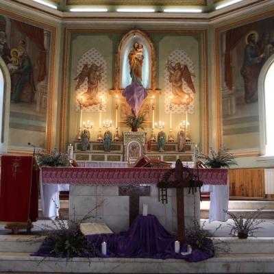 24 martie: Buruieneşti: Calea Sfintei Cruci a familiilor pe străzile comunităţii