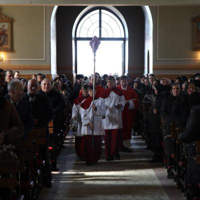 24 martie: Buruieneşti: Calea Sfintei Cruci a familiilor pe străzile comunităţii