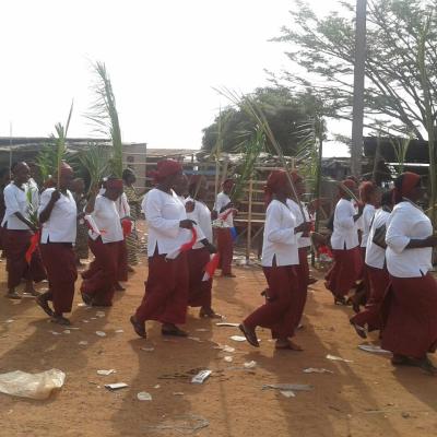 24 martie: Djébonoua (Coasta de Fildeş): Rameaux (Duminica Floriilor) în Parohia "Notre Dame de L'Assomption"