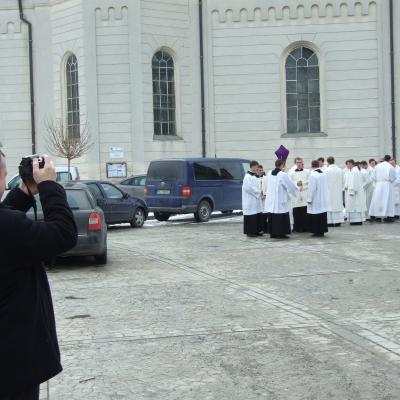 28 martie: Iaşi: Liturghia Crismei la catedrală