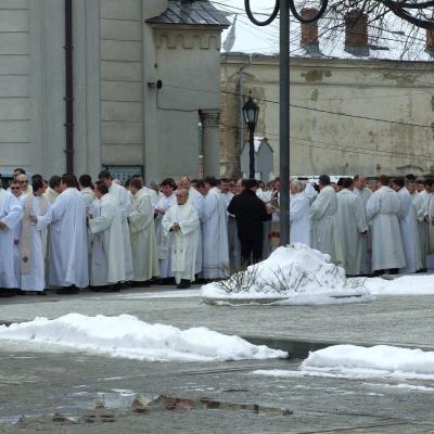 28 martie: Iaşi: Liturghia Crismei la catedrală