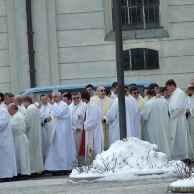 28 martie: Iaşi: Liturghia Crismei la catedrală