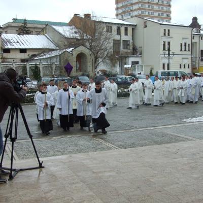 28 martie: Iaşi: Liturghia Crismei la catedrală