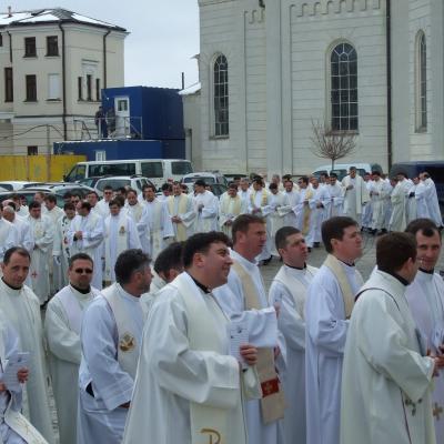 28 martie: Iaşi: Liturghia Crismei la catedrală