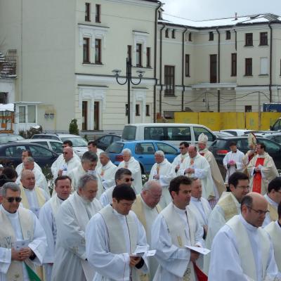 28 martie: Iaşi: Liturghia Crismei la catedrală