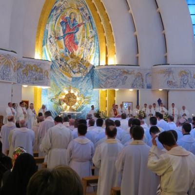 28 martie: Iaşi: Liturghia Crismei la catedrală