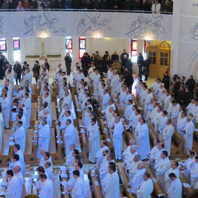 28 martie: Iaşi: Liturghia Crismei la catedrală