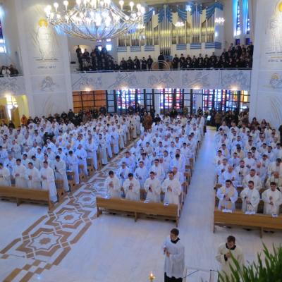 28 martie: Iaşi: Liturghia Crismei la catedrală