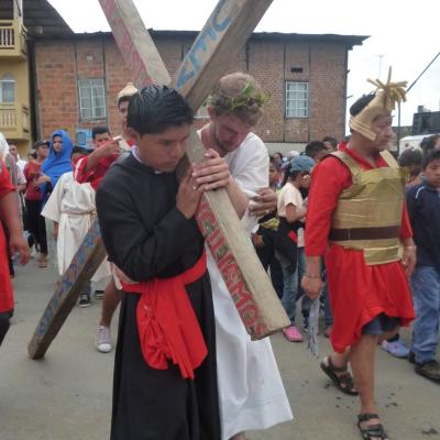 29 martie: Ecuador (Santa Lucia): Calea Crucii în Vinerea Mare