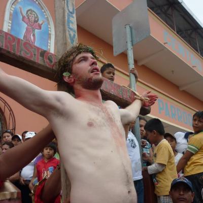 29 martie: Ecuador (Santa Lucia): Calea Crucii în Vinerea Mare