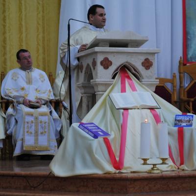 3 aprilie: Roman: Olimpiada Naţională de Religie - limba română, cultele romano-catolic şi greco-catolic. Ziua I