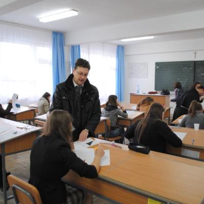 4 aprilie: Roman: Olimpiada Naţională de Religie - limba română, cultele romano-catolic şi greco-catolic. Ziua a II-a