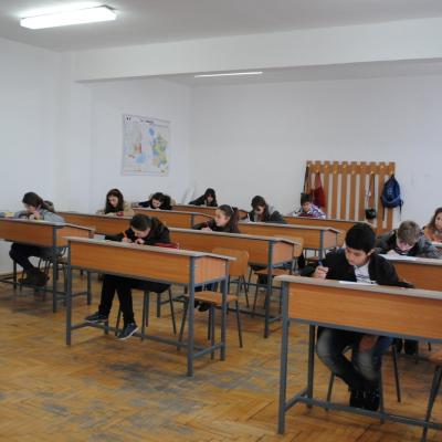 4 aprilie: Roman: Olimpiada Naţională de Religie - limba română, cultele romano-catolic şi greco-catolic. Ziua a II-a