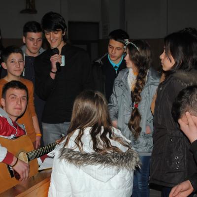 4 aprilie: Roman: Olimpiada Naţională de Religie - limba română, cultele romano-catolic şi greco-catolic. Ziua a II-a