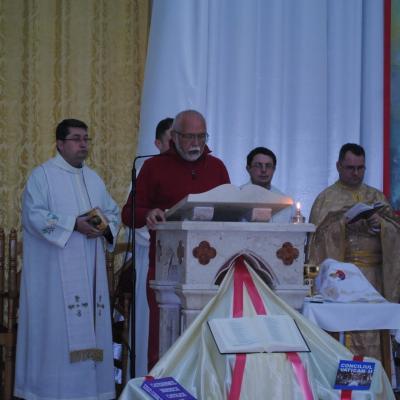 4 aprilie: Roman: Olimpiada Naţională de Religie - limba română, cultele romano-catolic şi greco-catolic. Ziua a II-a