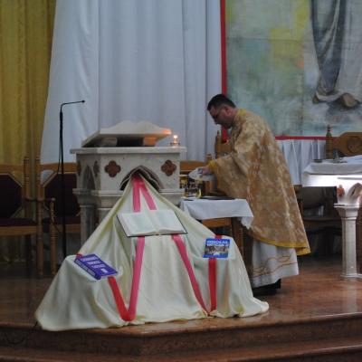 4 aprilie: Roman: Olimpiada Naţională de Religie - limba română, cultele romano-catolic şi greco-catolic. Ziua a II-a