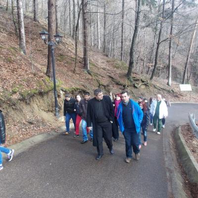 5 aprilie: Roman: Olimpiada Naţională de Religie - limba română, cultele romano-catolic şi greco-catolic. Ziua a III-a