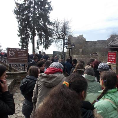 5 aprilie: Roman: Olimpiada Naţională de Religie - limba română, cultele romano-catolic şi greco-catolic. Ziua a III-a