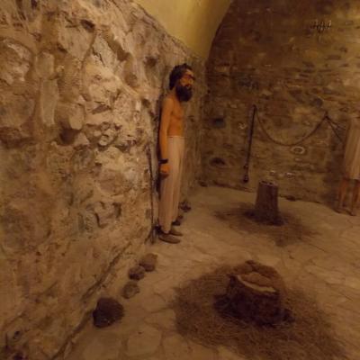 5 aprilie: Roman: Olimpiada Naţională de Religie - limba română, cultele romano-catolic şi greco-catolic. Ziua a III-a