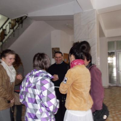 6 aprilie: Roman: Olimpiada Naţională de Religie - limba română, cultele romano-catolic şi greco-catolic. Ziua a IV-a
