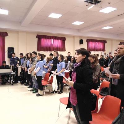 6 aprilie: Bacău: Zi plină de bucurie pentru tinerii din Acţiunea Catolică