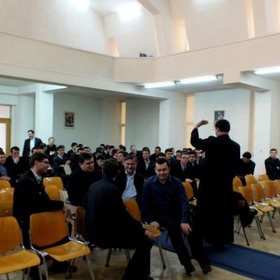 9 aprilie: Iaşi (ITRC): Întâlnire de serie a preoţilor sfinţiţi în anul 2010