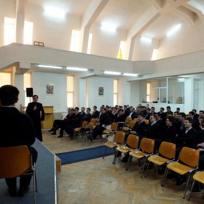 9 aprilie: Iaşi (ITRC): Întâlnire de serie a preoţilor sfinţiţi în anul 2010