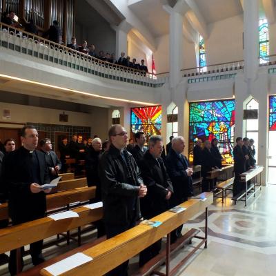 9 aprilie: Iaşi: Oră de rugăciune pentru preoţi