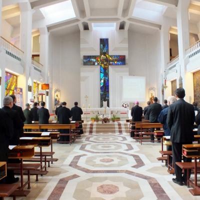 9 aprilie: Iaşi: Oră de rugăciune pentru preoţi