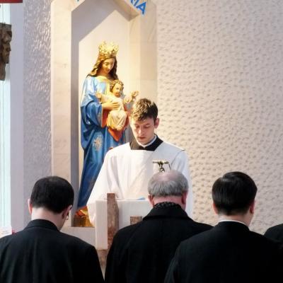 9 aprilie: Iaşi: Oră de rugăciune pentru preoţi