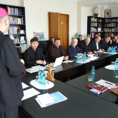 10 aprilie: Iaşi: Întâlnirea Consiliului Prezbiteral Diecezan
