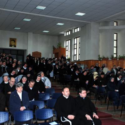 14 aprilie: Roman: Întâlnirea diecezană a persoanelor consacrate (I)