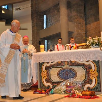 14 aprilie: Cesano: Vizita pastorală a ep. Gino Reali în comunitatea catolică românească