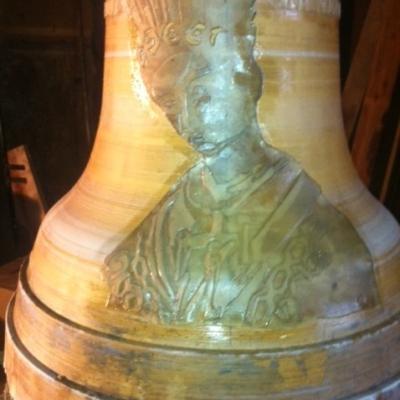 17 aprilie: Oneşti: Binecuvântarea clopotului capelei "Buna-Vestire"