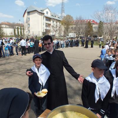 20 aprilie: Iaşi: Întâlnirea copiilor şi adolescenţilor ministranţi din Dieceza de Iaşi. Momentele de la ITRC