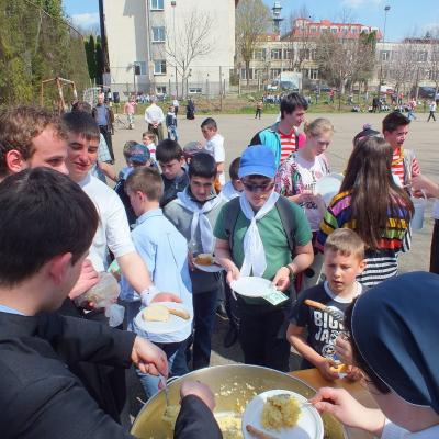 20 aprilie: Iaşi: Întâlnirea copiilor şi adolescenţilor ministranţi din Dieceza de Iaşi. Momentele de la ITRC