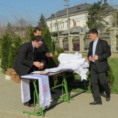 20 aprilie: Iaşi: Întâlnirea copiilor şi adolescenţilor ministranţi din Dieceza de Iaşi