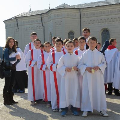 20 aprilie: Iaşi: Întâlnirea copiilor şi adolescenţilor ministranţi din Dieceza de Iaşi