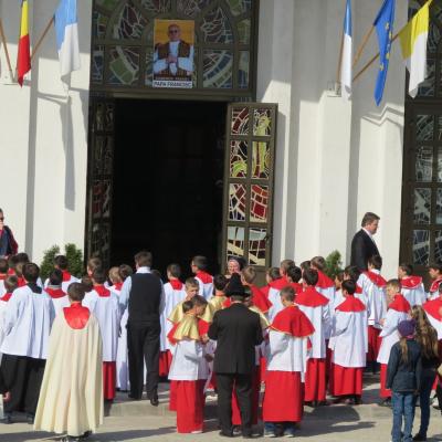 20 aprilie: Iaşi: Întâlnirea copiilor şi adolescenţilor ministranţi din Dieceza de Iaşi