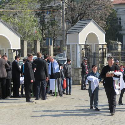 20 aprilie: Iaşi: Întâlnirea copiilor şi adolescenţilor ministranţi din Dieceza de Iaşi