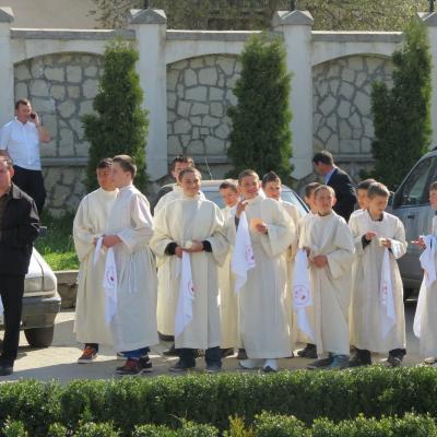 20 aprilie: Iaşi: Întâlnirea copiilor şi adolescenţilor ministranţi din Dieceza de Iaşi