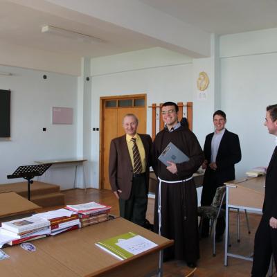 20 aprilie: Roman: Prima întâlnire din seria "Atelierul Muzical"